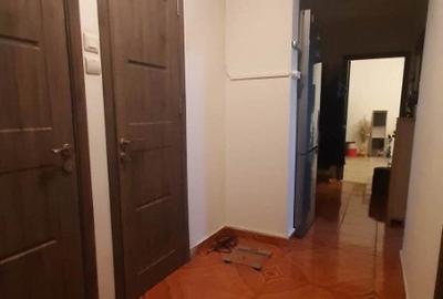 Apartament cu 3 camere decomandat în Central - 2