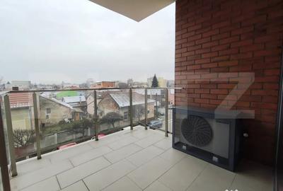 Garsonieră decomandată în Central