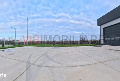 Spațiu comercial, de 430 mp, în Central - 8