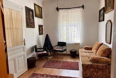 Casă cu 4 camere cu Teren 339 Mp în Muncitoresc