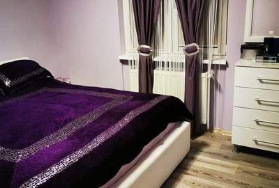 Apartament cu 4 camere decomandat în Central - 3