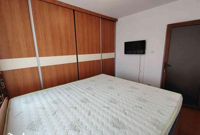 Apartament cu 2 camere semidecomandat în Micro 9 - 10