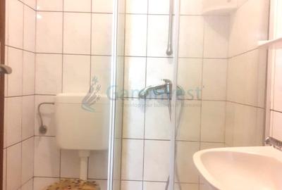 Casă individuală cu 8 camere cu Canalizare în Valenta - 16