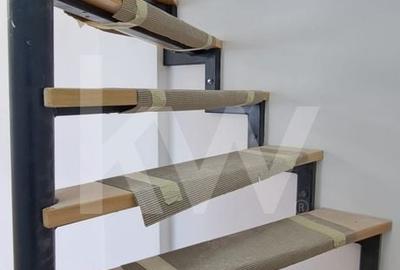 Apartament cu 3 camere în Central - 1