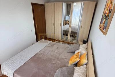 Apartament cu 3 camere semidecomandat, mobilat în Olimpia-Stadion
