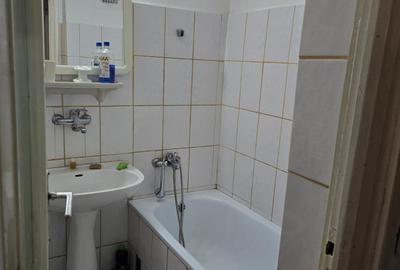 Apartament cu 3 camere semidecomandat, mobilat în Ultracentral - 8
