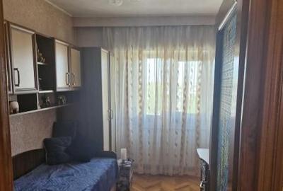 Apartament cu 4 camere decomandat în ICIL