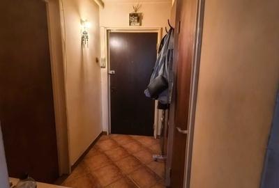 Apartament cu 2 camere semidecomandat în Alexandru Obregia