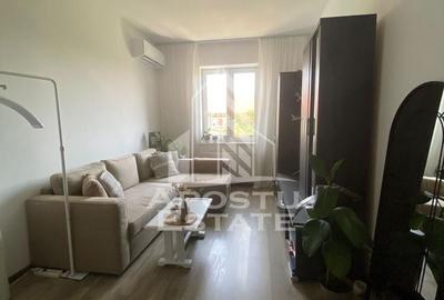 Apartament cu 2 camere decomandat în Ghiroda