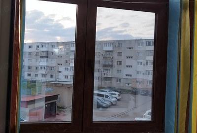 Apartament cu 2 camere semidecomandat în Central - 1