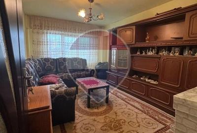 Apartament cu 2 camere decomandat, mobilat în Craiovița Nouă