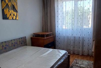 Apartament cu 3 camere semidecomandat în Central - 4