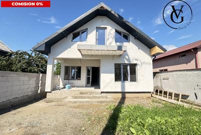 Casă individuală cu 5 camere cu Teren 200 Mp în Lumina - 1