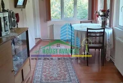 Casă cu 4 camere cu Teren 449 Mp în Rucăreni