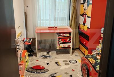 Apartament cu 3 camere semidecomandat, mobilat în Podul de Piatră - 3