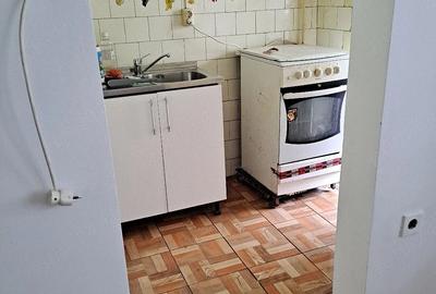 Garsonieră semidecomandată în Micro 19
