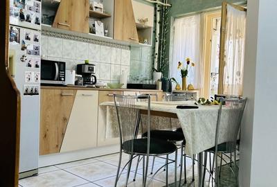 Apartament cu 3 camere în Valea Rosie