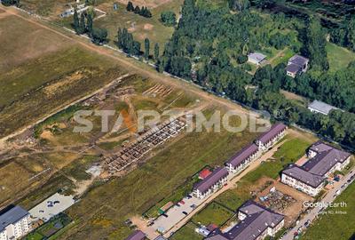 Teren Construcții intravilan de 2000 mp, în Tractorul - 10