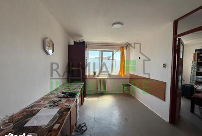 Apartament cu 2 camere nedecomandat, mobilat în Tractorul