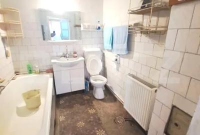Casă cu 2 camere cu Teren 240 Mp în Cernatu