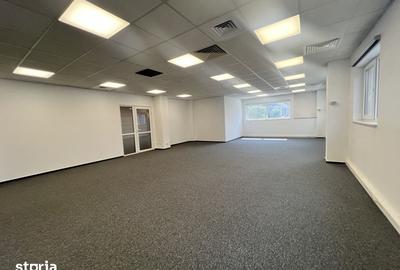 Spațiu comercial, de 120 mp, în Florești