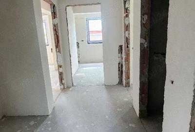 Apartament cu 2 camere decomandat în Obor - 2
