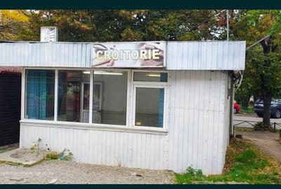 Spațiu comercial, de 13 mp, în Cina