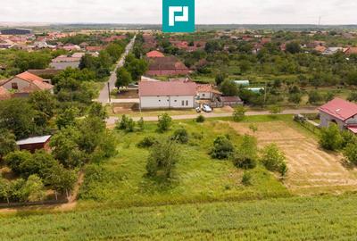 Teren Construcții intravilan de 602 mp, în Cicir - 3