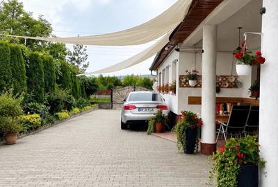 Casă cu Teren 800 Mp în Central