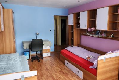 Apartament cu 2 camere decomandat în Central - 1