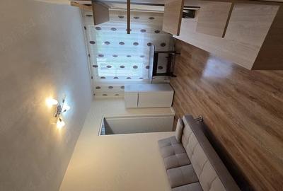 Apartament cu 3 camere semidecomandat în Dacia