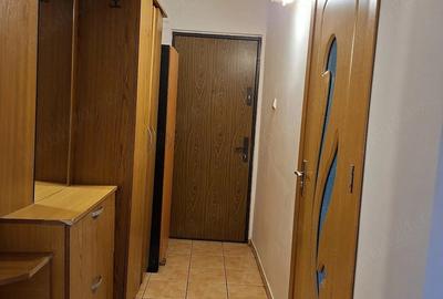 Apartament cu 2 camere decomandat în Soarelui - 2