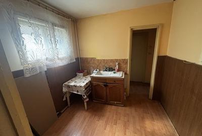 Apartament cu 2 camere decomandat în Războieni - 1