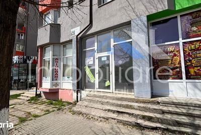 Spațiu comercial, de 16 mp, în Petros - 4