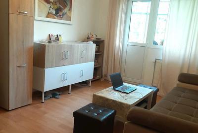 Apartament cu 4 camere semidecomandat în Drumul Taberei - 2