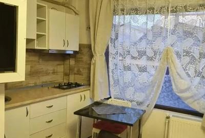 Garsonieră decomandată în Costin Georgian