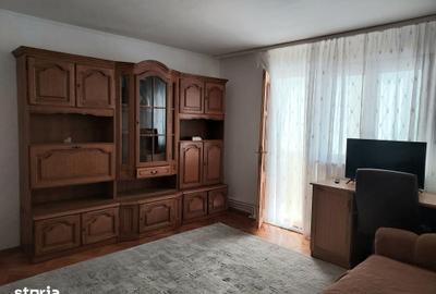 Apartament cu 3 camere în Universității