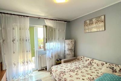 Apartament cu 2 camere decomandat în Lipovei
