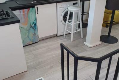 Apartament cu 2 camere nedecomandat în Centrul Civic