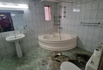 Casă cu 2 camere în Central