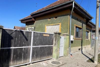 Casă individuală cu 3 camere cu Canalizare în Drăguș - 2