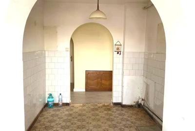 Apartament cu 3 camere decomandat în Porolissum