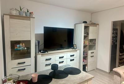 Apartament cu 2 camere decomandat în Exterior Vest