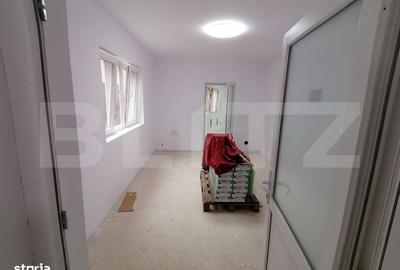 Spațiu comercial, de 73 mp, în Central