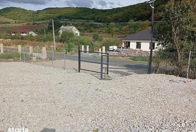 Teren de 2000 mp, în Central