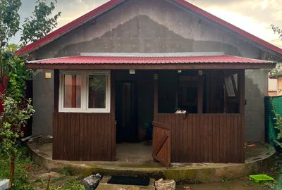 Casă individuală cu 3 camere cu Canalizare în Ștefăneștii de Jos - 2