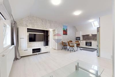 Apartament cu 3 camere semidecomandat, mobilat în Central