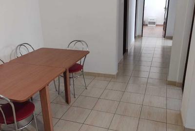 Apartament cu 3 camere decomandat în Central - 2