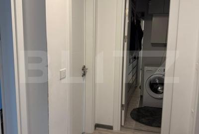 Apartament cu 3 camere decomandat în Tractorul - 7