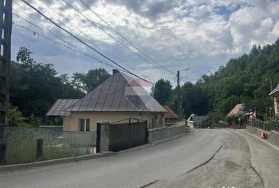 Casă cu 3 camere cu Teren 363 Mp în Central
